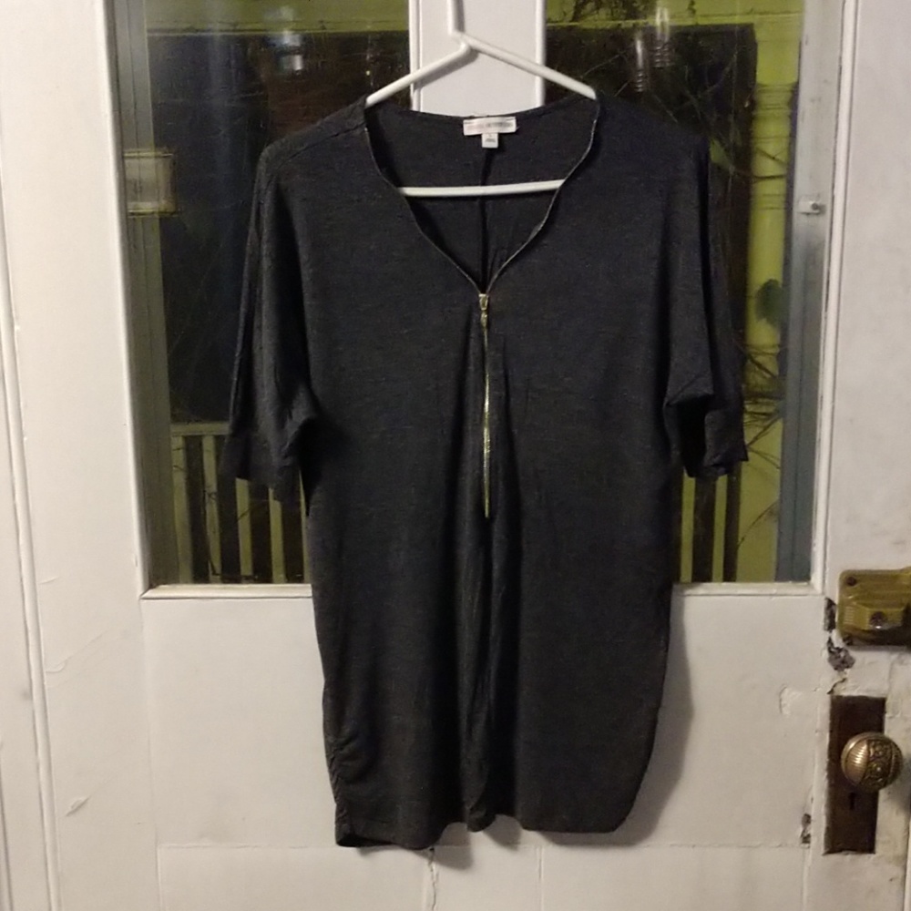 Dark Heather Gray Zipper Short Sleeved Top